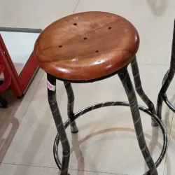 Meja Kasir kursi Besi cafe motif kayu  1 kursi_besi_cafe